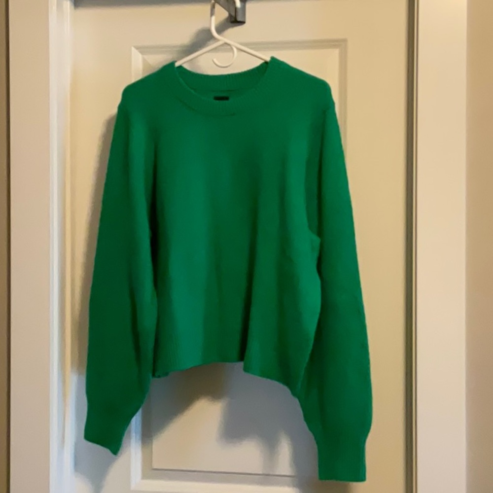 GAP Crewneck Sweater